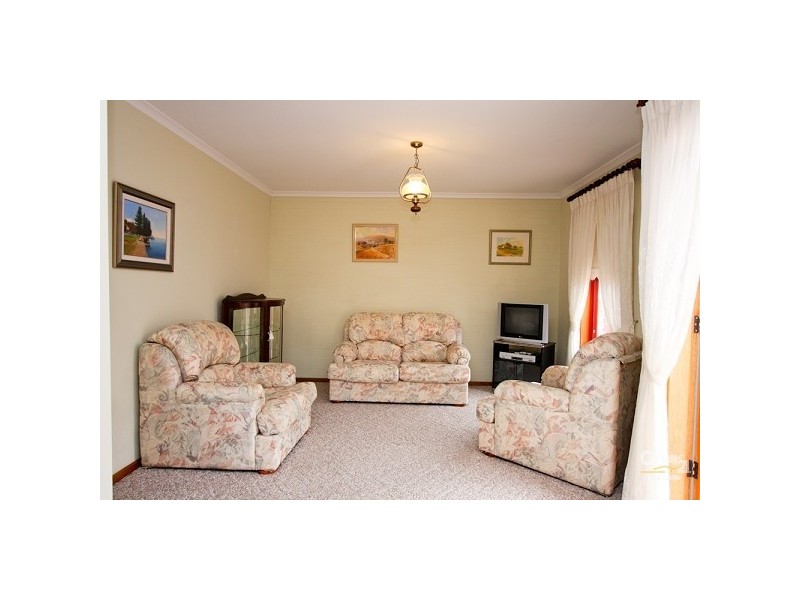 8/50 Allambee Place, Valentine NSW 2280