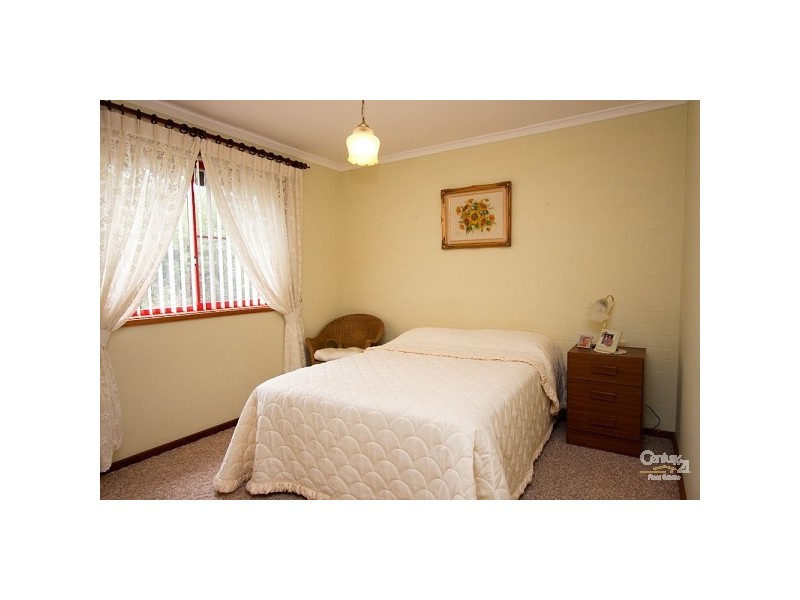 8/50 Allambee Place, Valentine NSW 2280