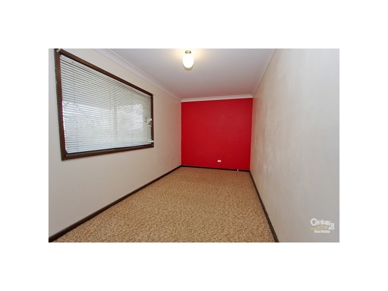 16 Arrowfield Street, Eleebana NSW 2282