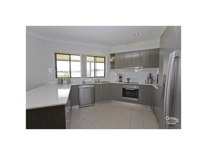 19 Siloam Drive, Belmont North NSW 2280