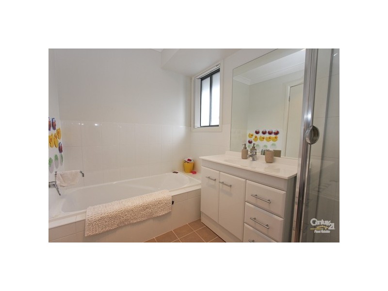 19 Siloam Drive, Belmont North NSW 2280