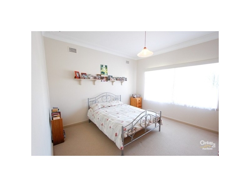 7 St Johns Drive, Croudace Bay NSW 2280