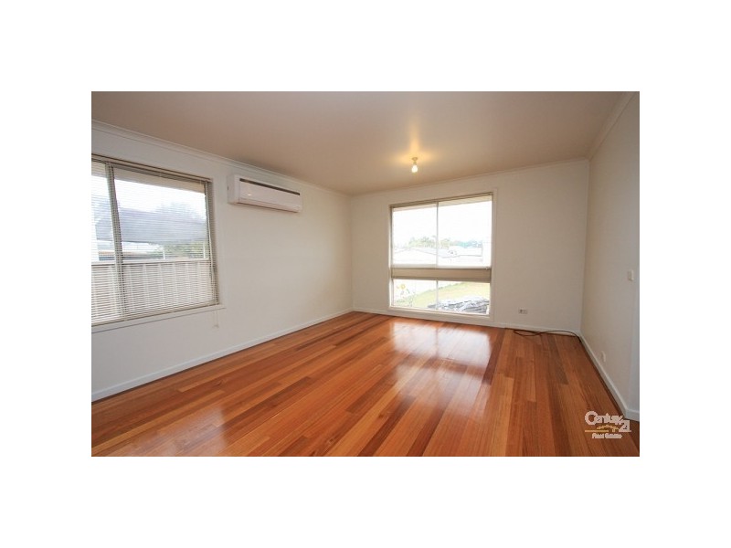 7 Floraville Road, Belmont North NSW 2280