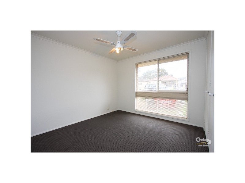 7 Floraville Road, Belmont North NSW 2280