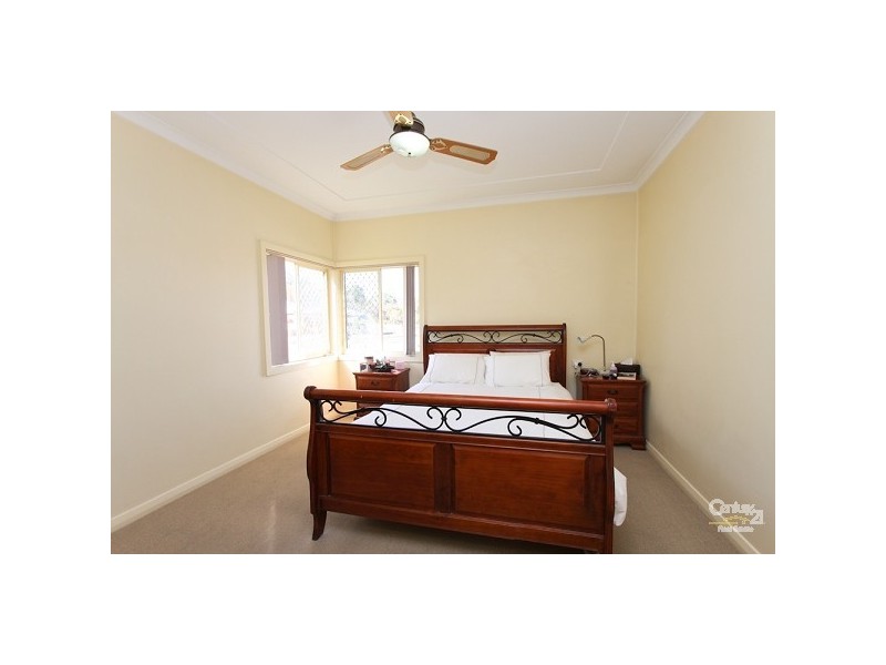 1 Emily Street, Glendale NSW 2285