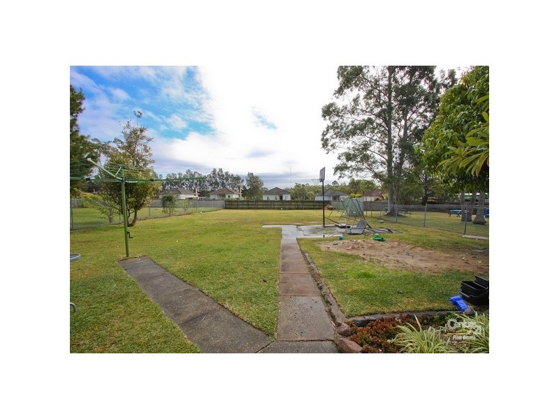 15 Cherry Street, Windale NSW 2306