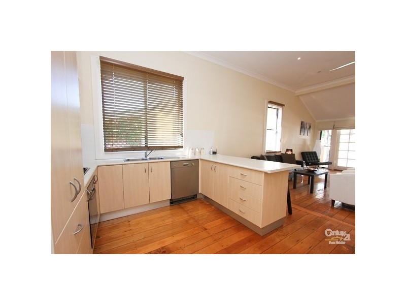 4 Bibby Street, Hamilton NSW 2303