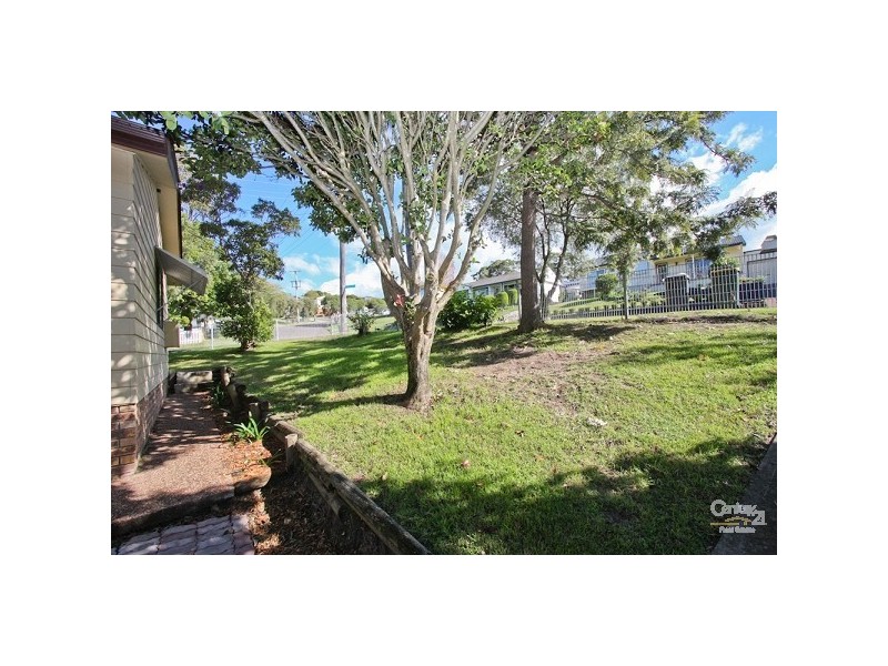 16 Walumbi Avenue, Tingira Heights NSW 2290