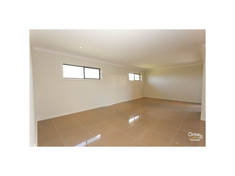 9 John Fallins Close, Belmont North NSW 2280