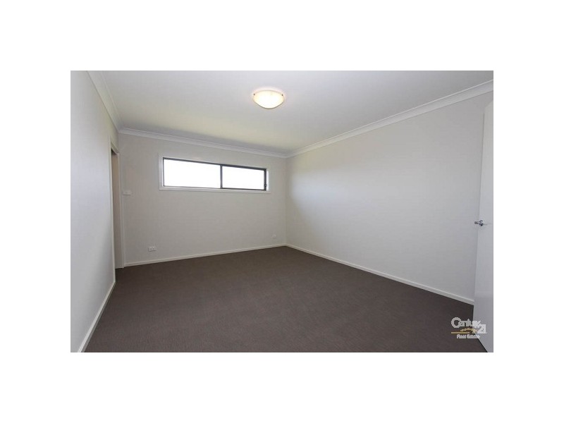 9 John Fallins Close, Belmont North NSW 2280