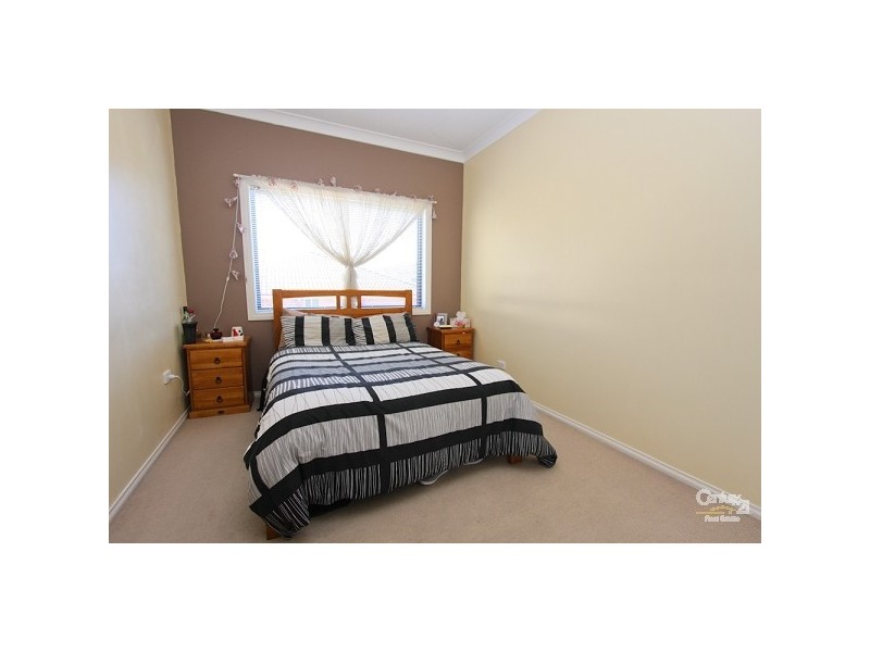 12 Cassegrain Close, Eleebana NSW 2282
