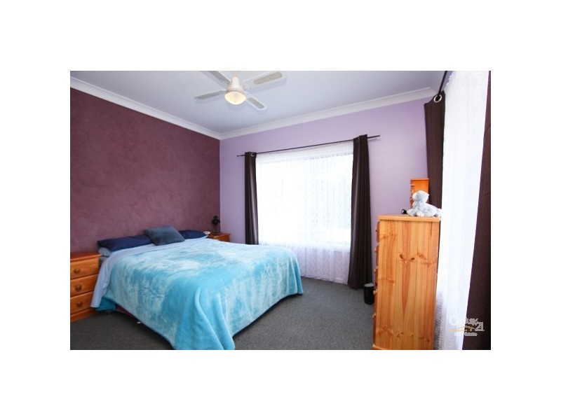 26 Queens Avenue, Cardiff NSW 2285