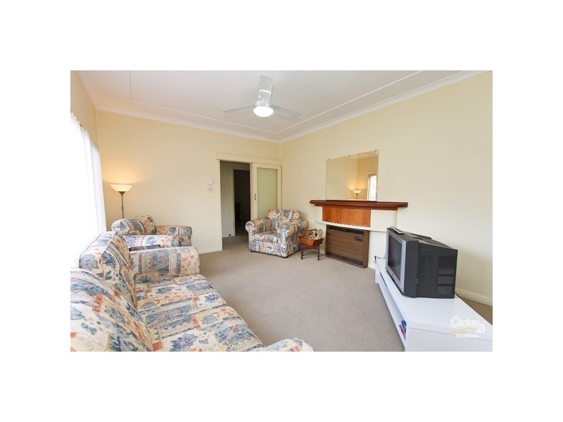 1 Emily Street, Glendale NSW 2285