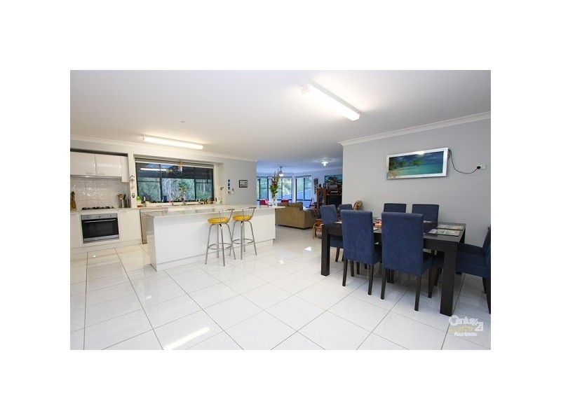 1 Corymbia Street, Croudace Bay NSW 2280