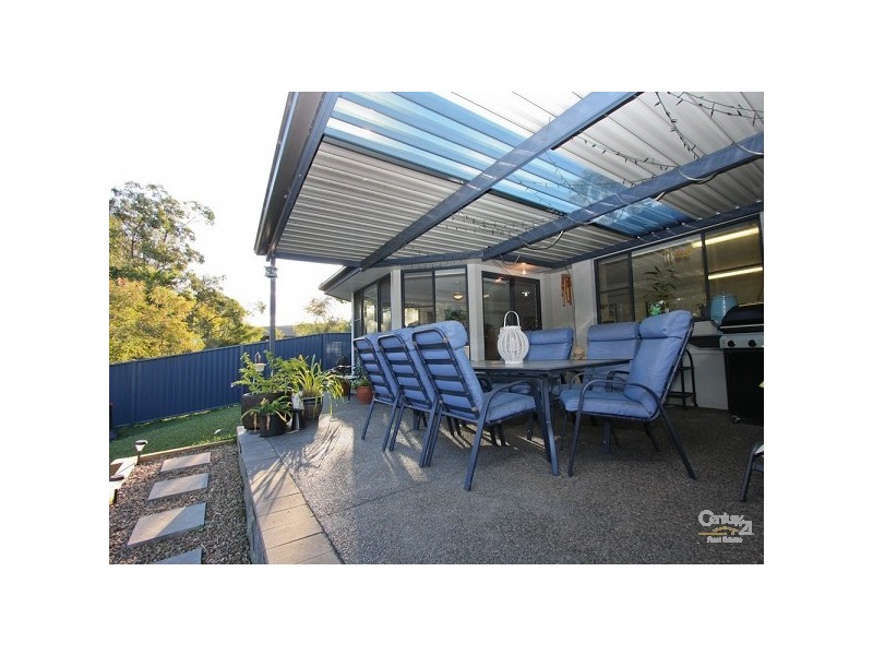 1 Corymbia Street, Croudace Bay NSW 2280