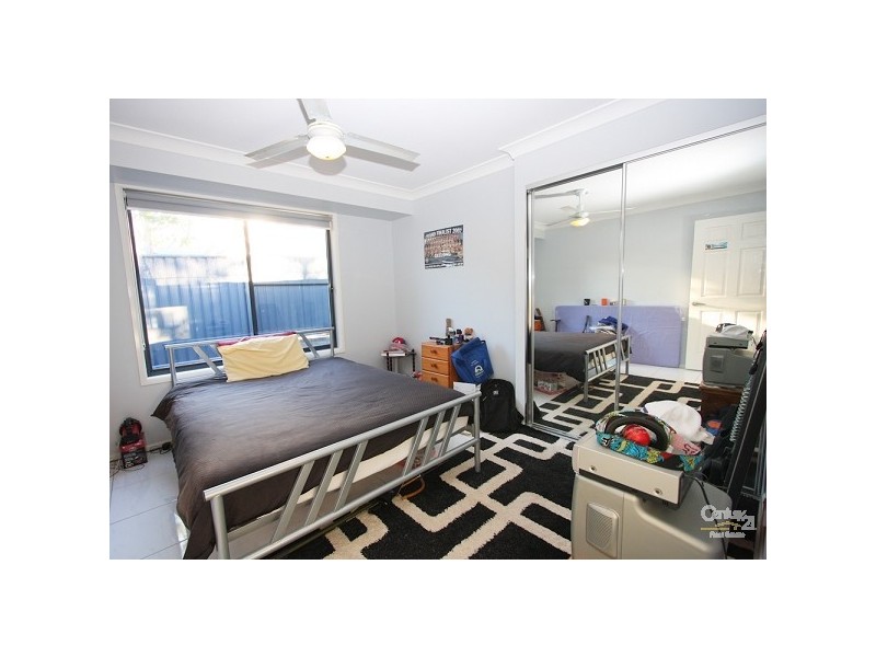 1 Corymbia Street, Croudace Bay NSW 2280