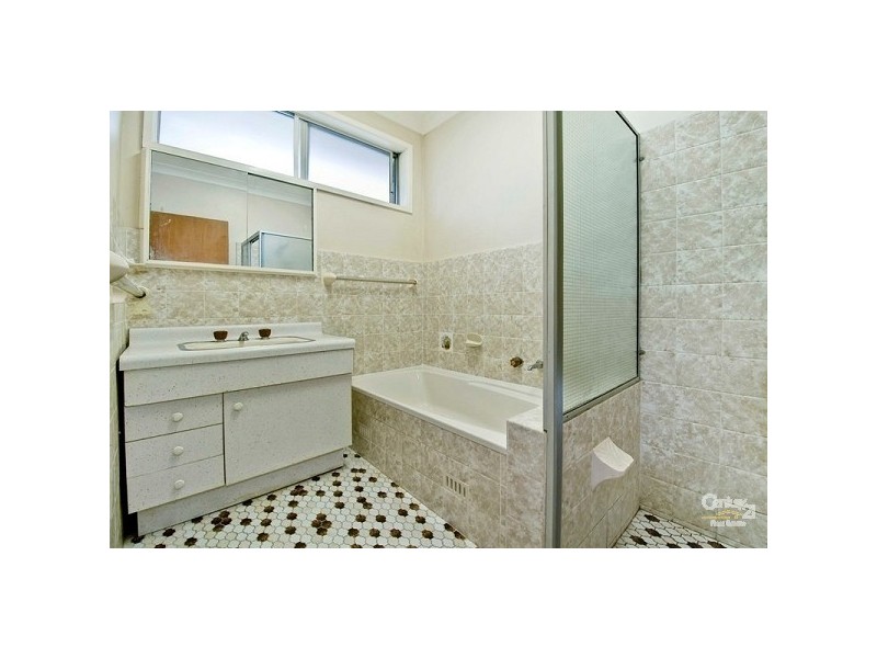 25 Alley Street, Speers Point NSW 2284