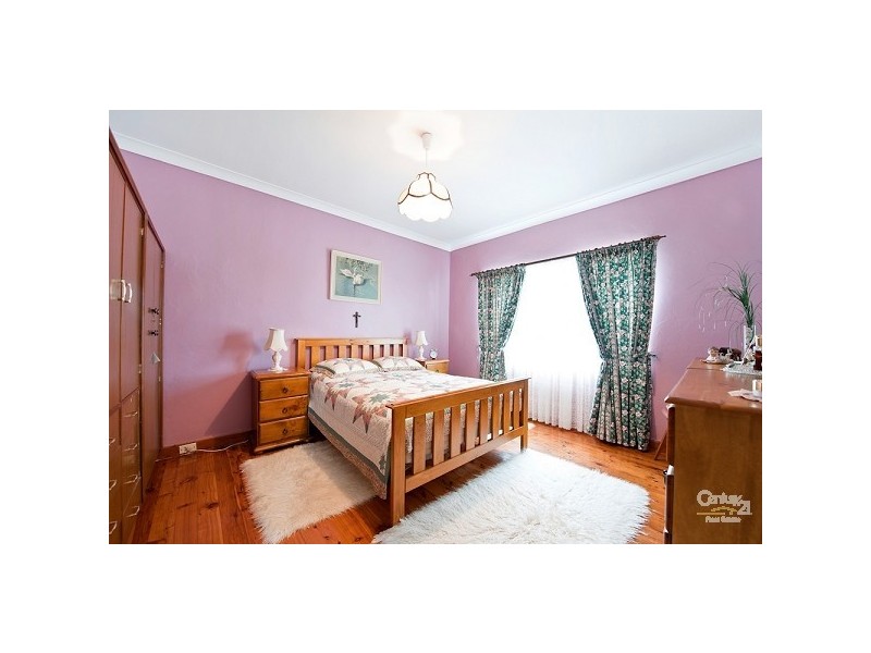 51 Medcalf Street, Warners Bay NSW 2282