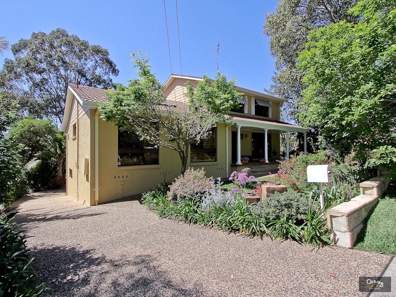 19 Charlton Street, Eleebana NSW 2282