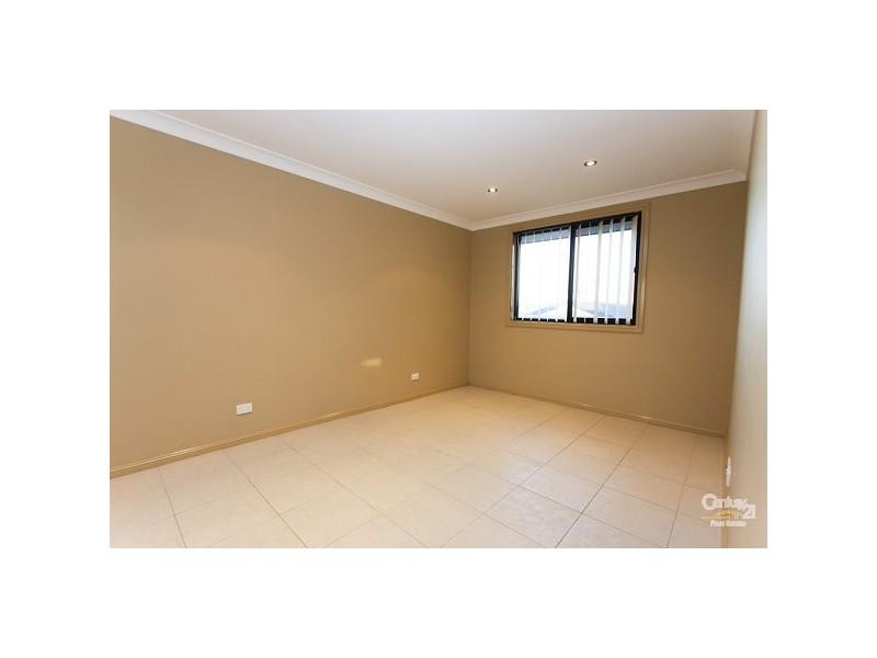 30 Beauford Avenue, Maryland NSW 2287