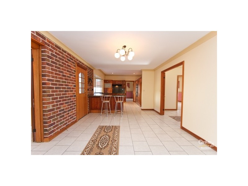 102 Regal Way, Valentine NSW 2280