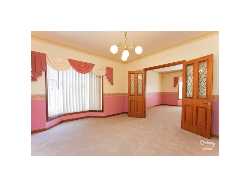 102 Regal Way, Valentine NSW 2280