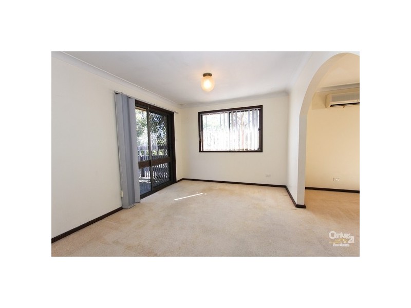 16 Arrowfield Street, Eleebana NSW 2282