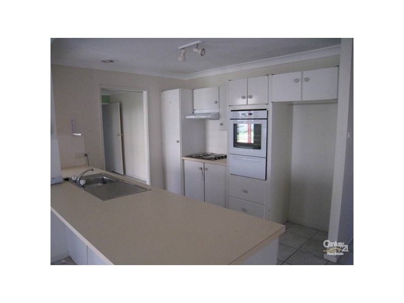 82 Regal Way, Valentine NSW 2280