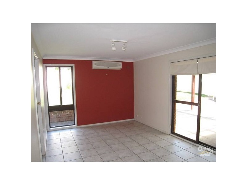 82 Regal Way, Valentine NSW 2280