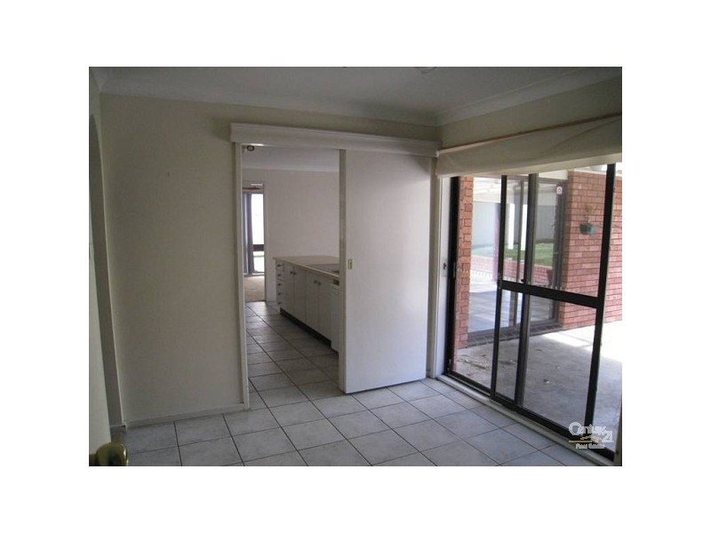 82 Regal Way, Valentine NSW 2280