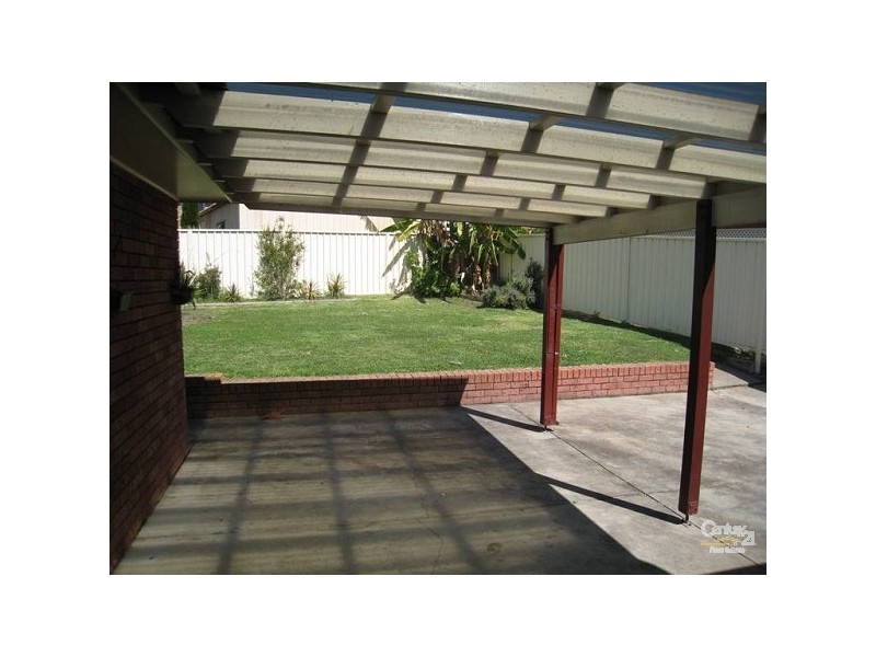 82 Regal Way, Valentine NSW 2280