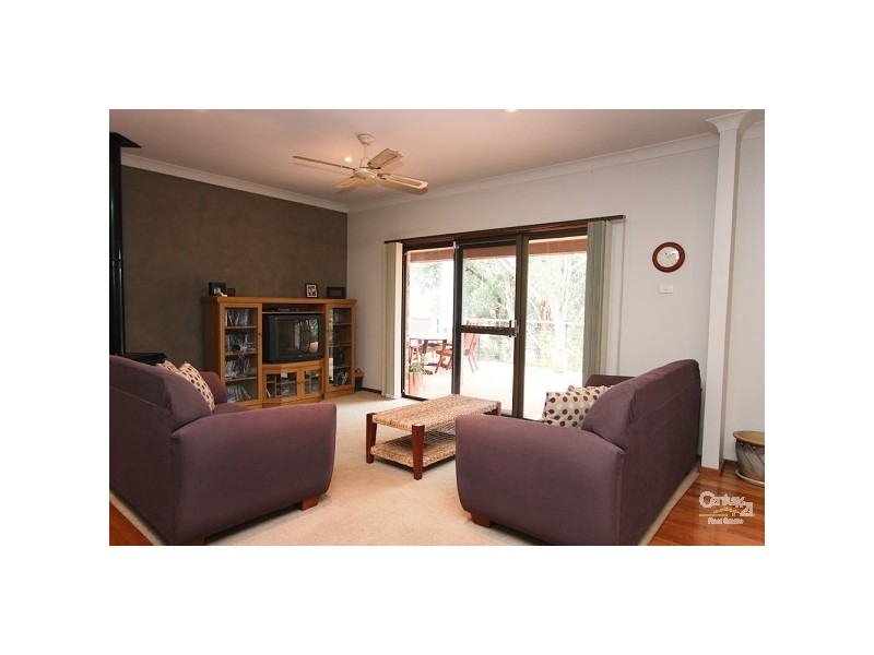 680 Macquarie Drive, Eleebana NSW 2282