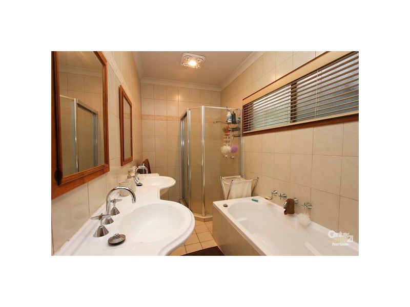 680 Macquarie Drive, Eleebana NSW 2282