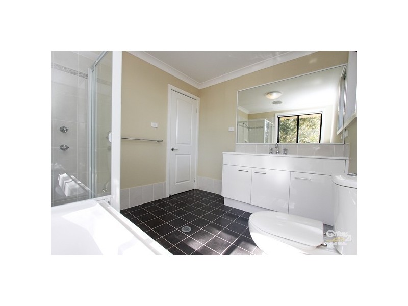 2a Evelyn Street, Floraville NSW 2280