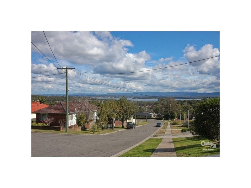 2a Evelyn Street, Floraville NSW 2280