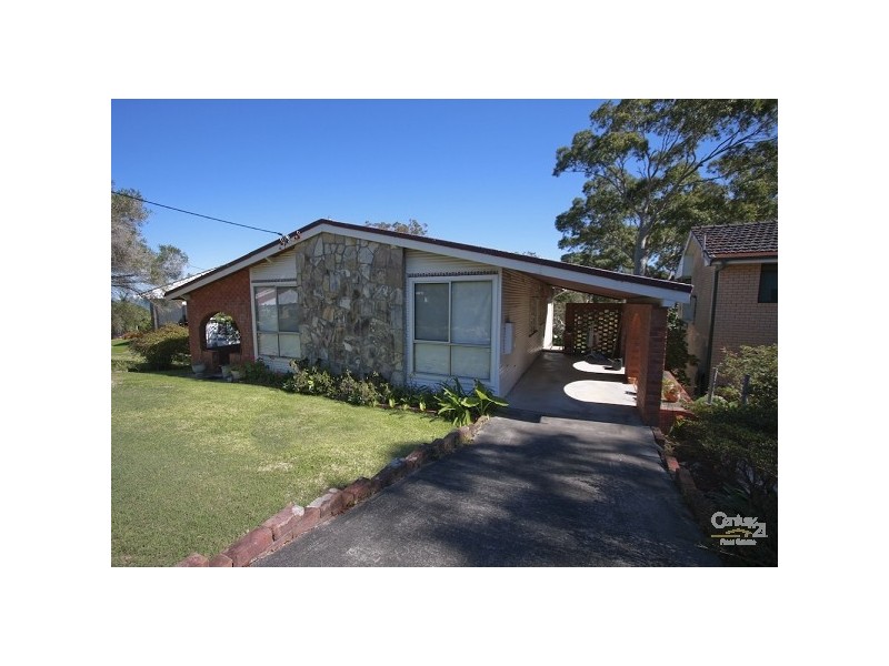 11 Mary Avenue, Belmont NSW 2280