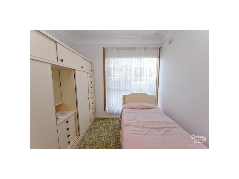 11 Mary Avenue, Belmont NSW 2280