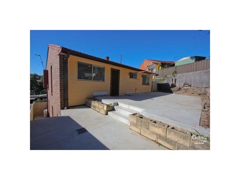 10 Taranaki Place, Macquarie Hills NSW 2285