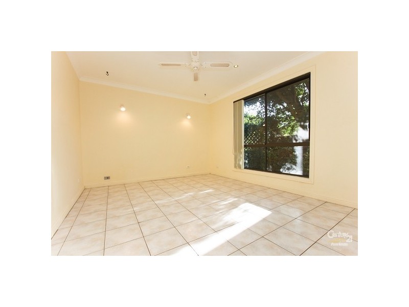 29 Robertson Road, Valentine NSW 2280