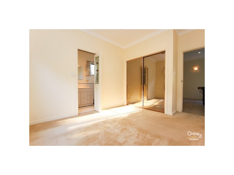 29 Robertson Road, Valentine NSW 2280