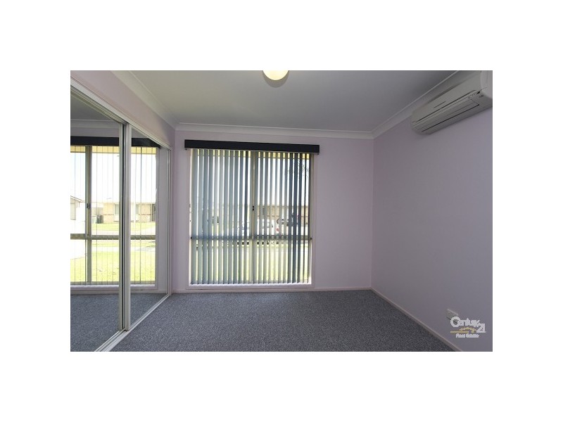 10 Karong Avenue, Maryland NSW 2287