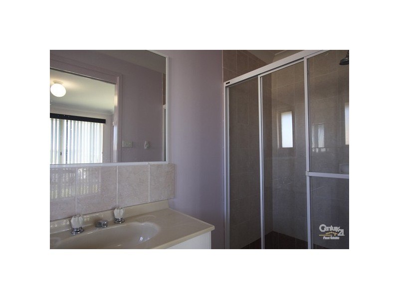 10 Karong Avenue, Maryland NSW 2287