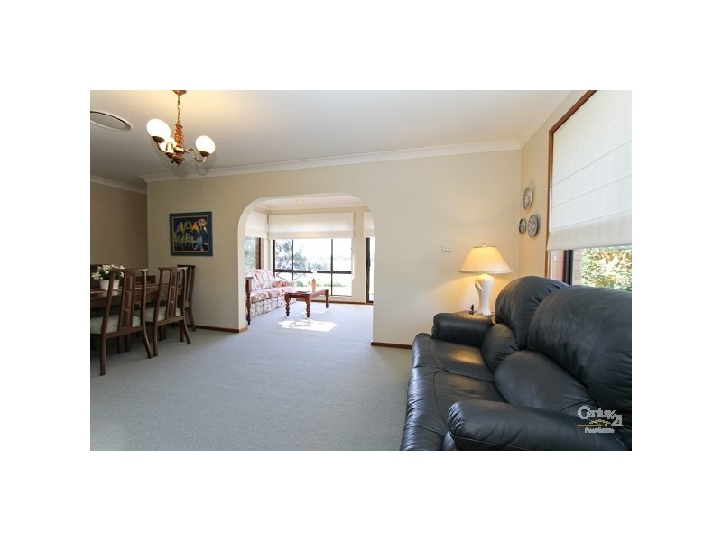 1 Fourth Street, Booragul NSW 2284
