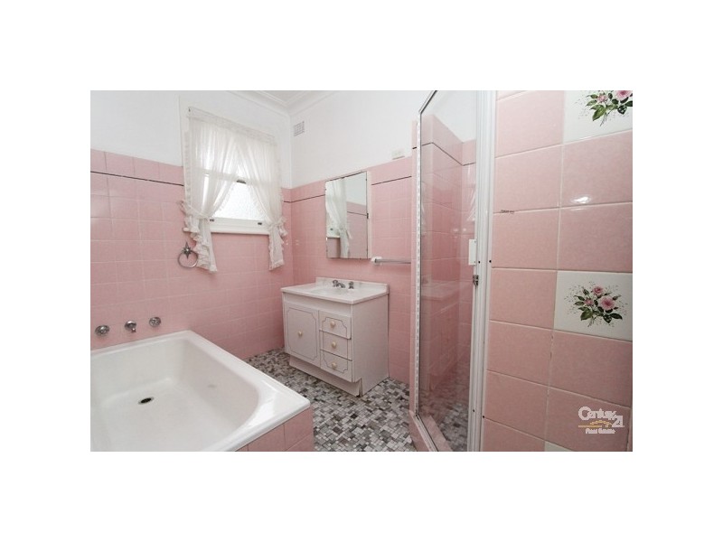 2 Rodgers Street, Teralba NSW 2284
