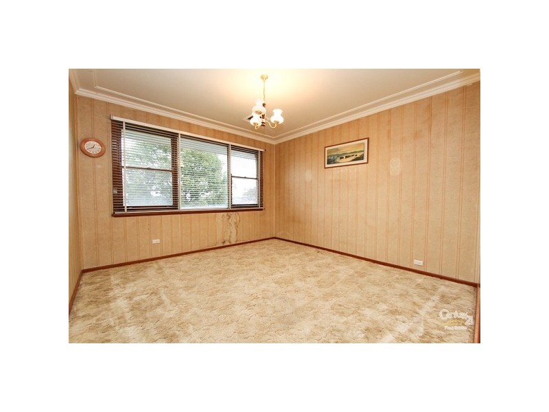 2 Rodgers Street, Teralba NSW 2284