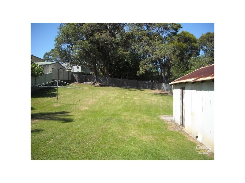 16 Augusta Street, Warners Bay NSW 2282