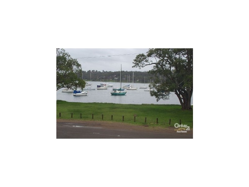 16 Valentine Crescent, Valentine NSW 2280