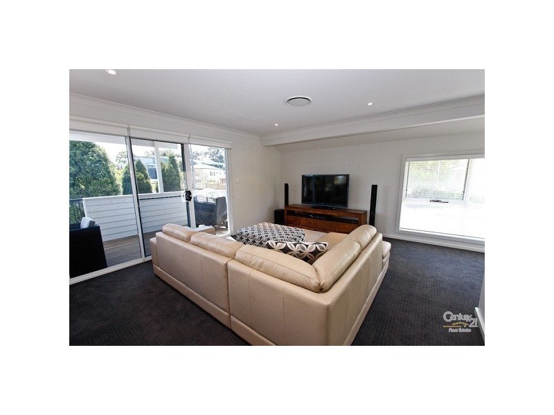 1/12 Berringar Road, Valentine NSW 2280