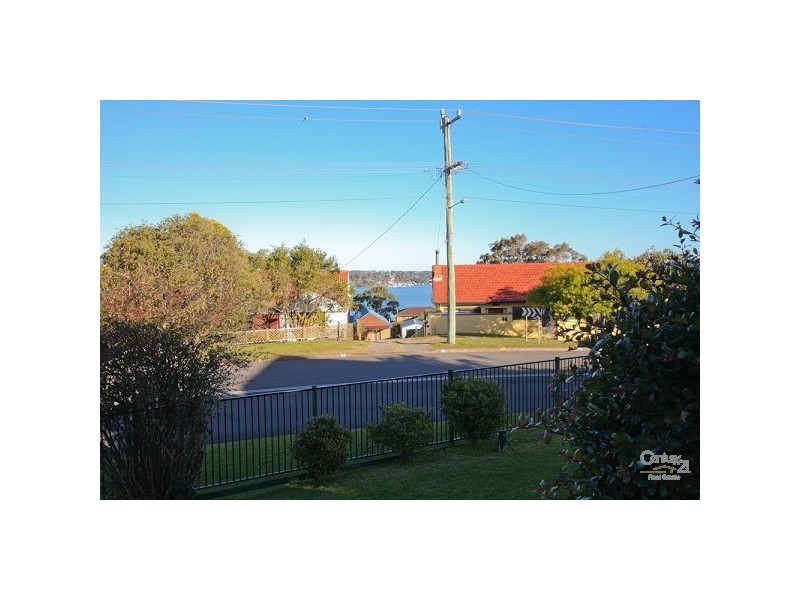 51a Thompson Road, Speers Point NSW 2284