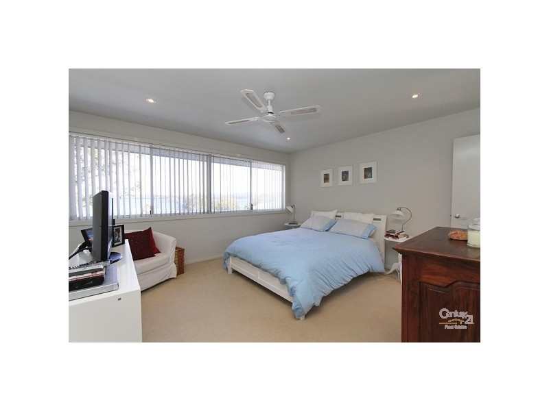 1/3 Beryl Street, Warners Bay NSW 2282
